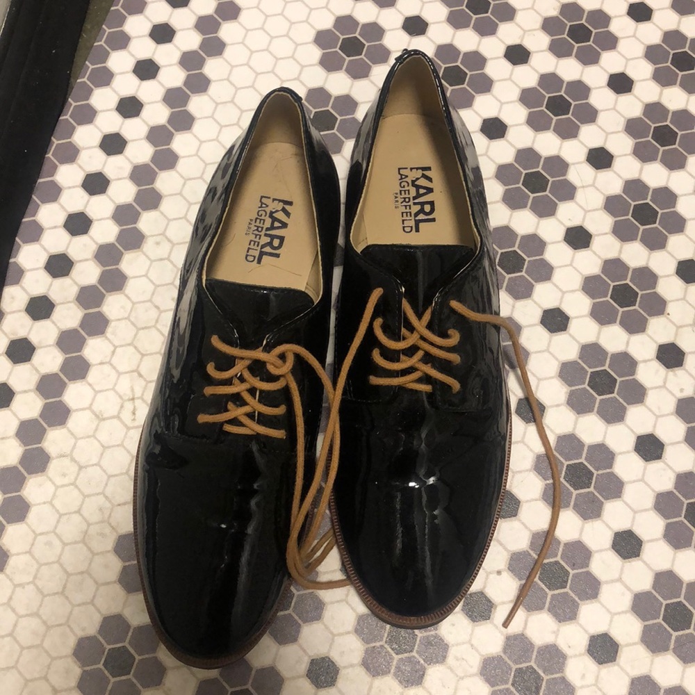 Karl Lagerfeld patent oxford women’s shoe